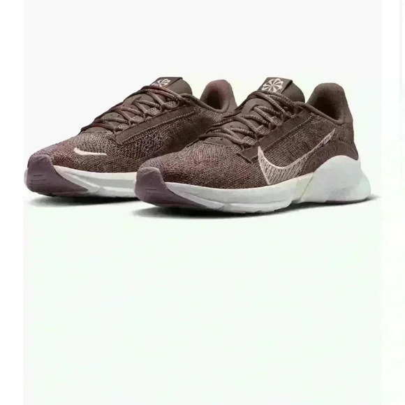 Nike Shoes - Nike  Superrep Go 3 NN‎ Flyknit Women Size 10 Plum Eclipse